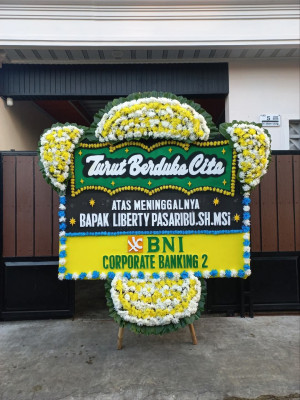 Papan Bunga Duka di Konang