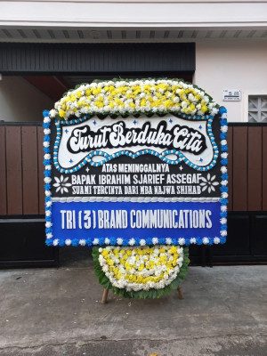 Papan Bunga Duka di Konang